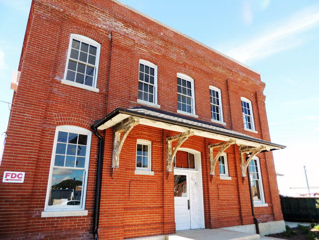 Johnson’s Depot: Office & Retail Space Next to Tupelo Honey Cafe – Johnson City